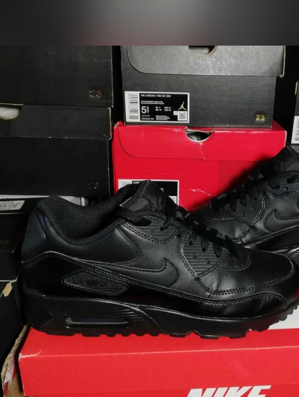 NIKE AIR MAX 90S ULTRA BLACK WOMEN US SIZE 6 GREAT COND